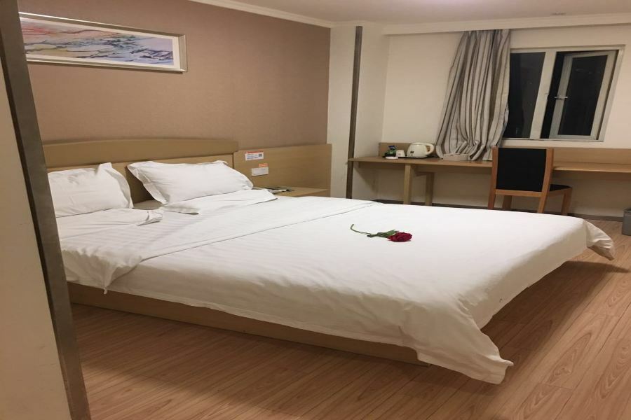 7Days Premium Nanchang Railway Station Екстериор снимка